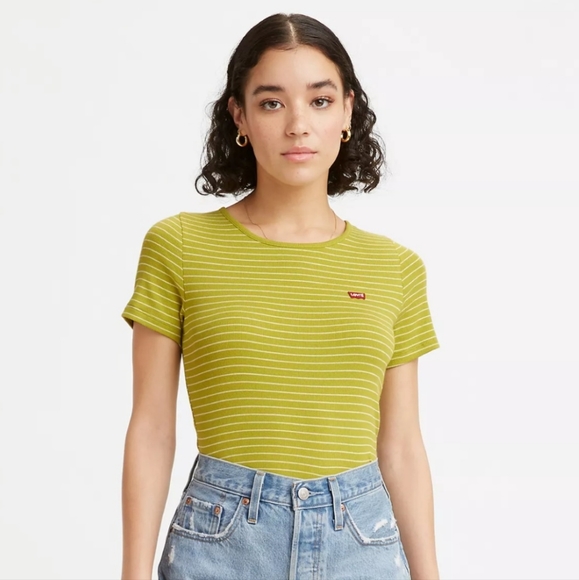 Levi's Honey Short Sleeve T in Pea Green, VGUC, Size 3X - Picture 1 of 7